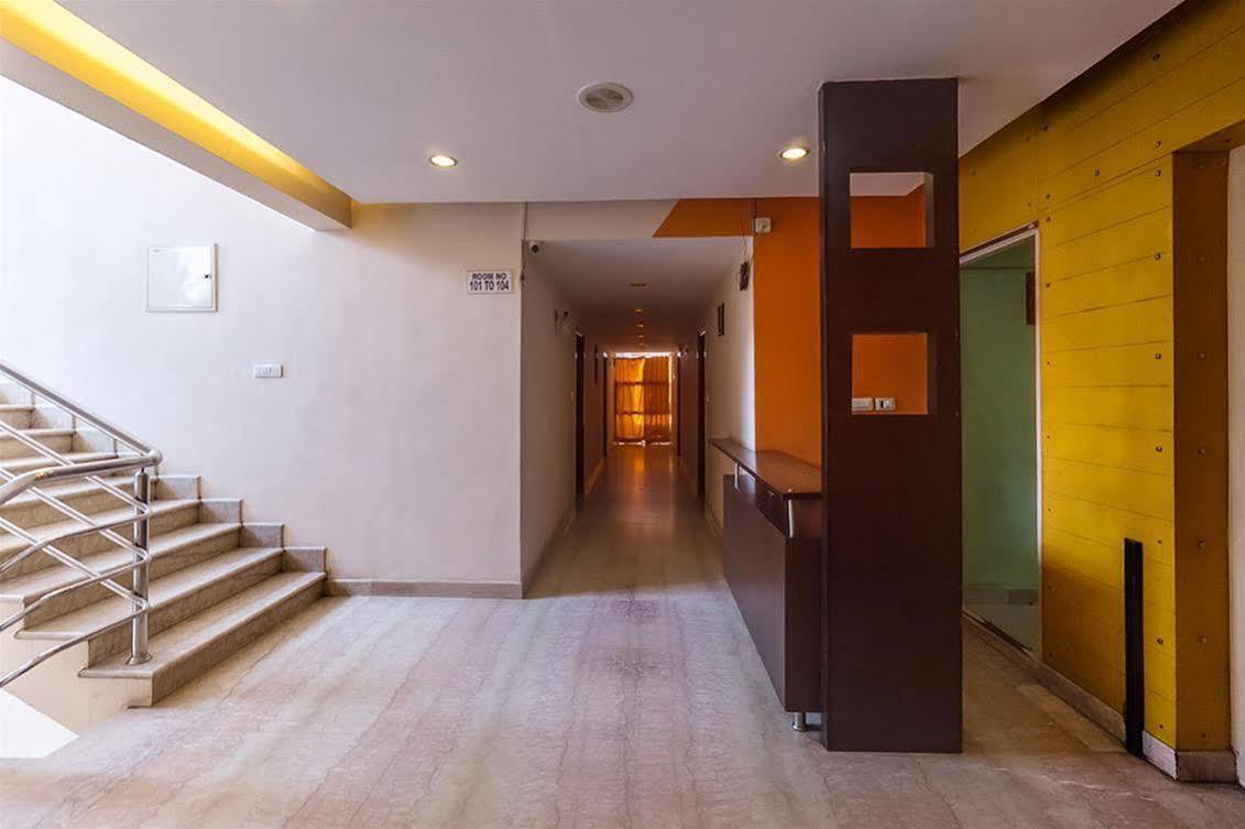 Hotel Vandematharam Бенґалуру Екстер'єр фото